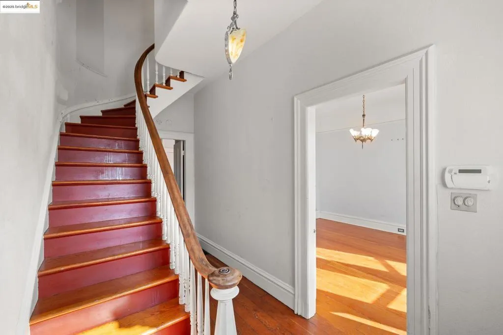 1746 8th St, Oakland, California 94607 home-pic-15